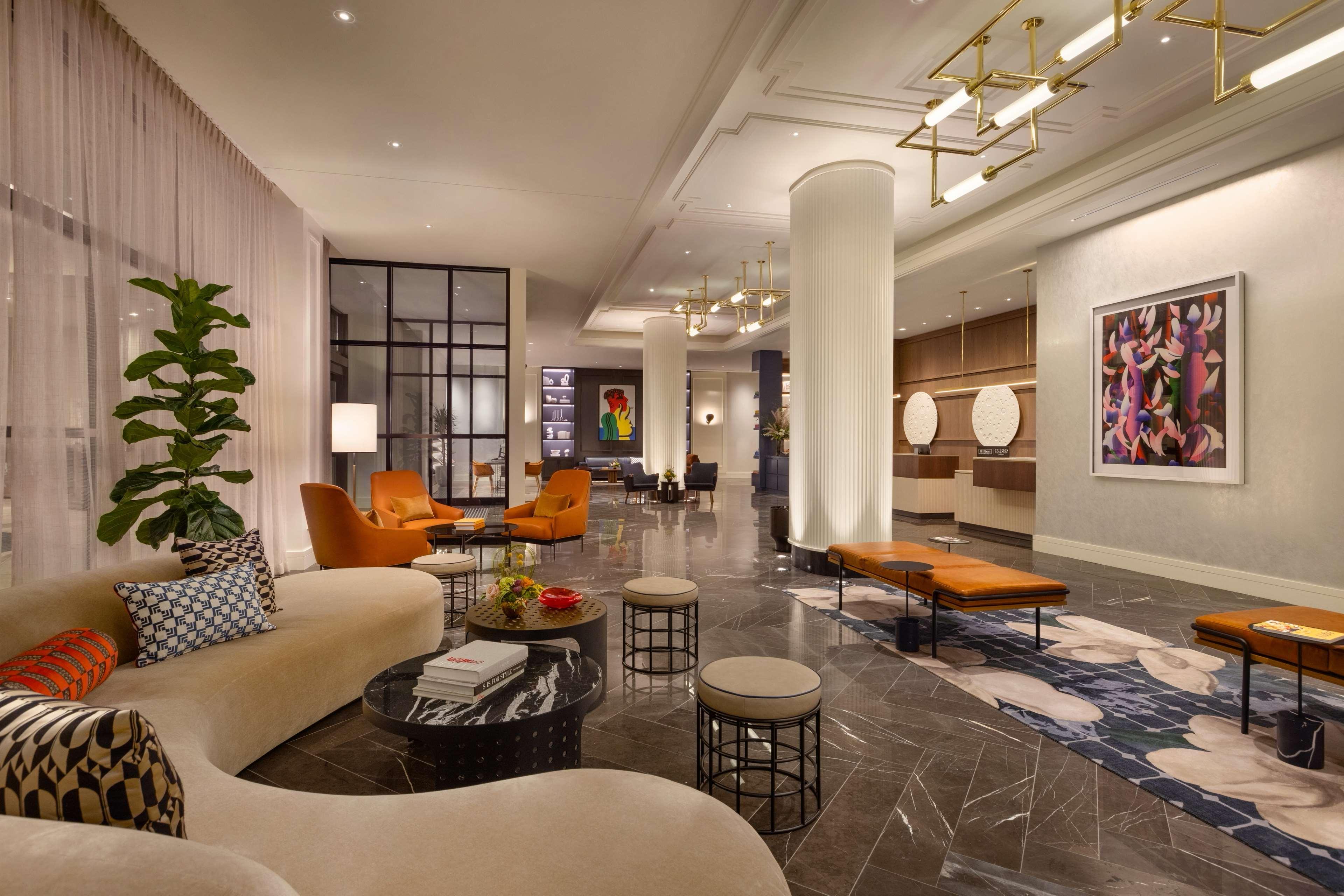 106 Jefferson Huntsville, Curio Collection By Hilton Bagian luar foto
