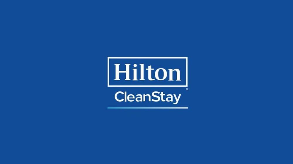 106 Jefferson Huntsville, Curio Collection By Hilton Bagian luar foto